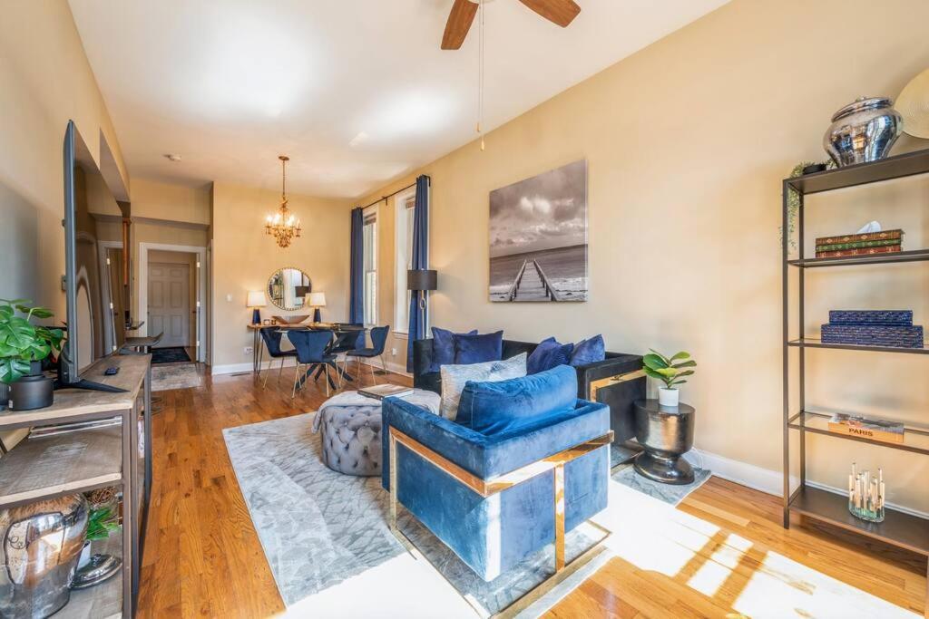 Lovely 2 Bed 3 Miles From Dt W Free Parking Chicago Buitenkant foto
