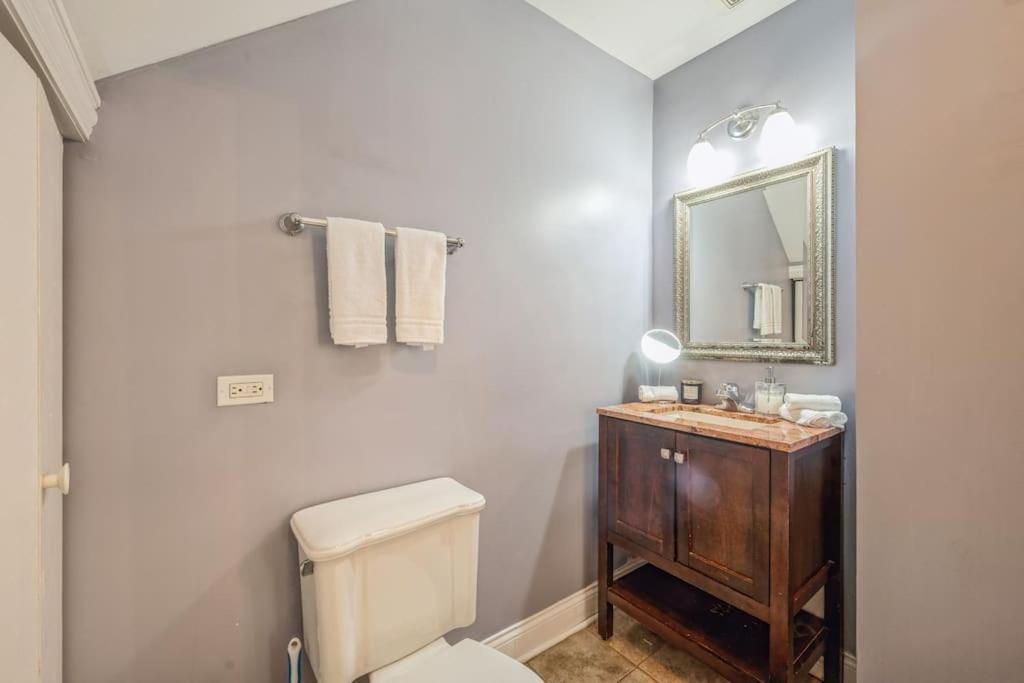Lovely 2 Bed 3 Miles From Dt W Free Parking Chicago Buitenkant foto